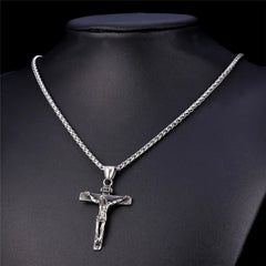 Men's European and American Personalized Religious Jesus Cross Necklace Fashionable Golden Cross Pendant Necklace Jewelry Gift