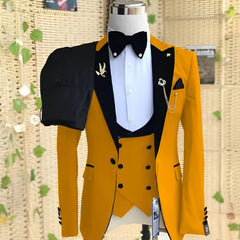 Beige Formal Men Suit 3 Pieces Tuxedos Peaked Lapel Groomsmen Wedding Suits Set Fashion Male Party Business Blazer Pants Vest