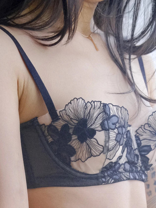 Rabbit Ears Big Chest Small Thin Bra French Underwear Soft Underwire Sexy European and American Embroidery Bra Set for Women SHOWLU FASHION STORE