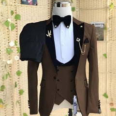 Beige Formal Men Suit 3 Pieces Tuxedos Peaked Lapel Groomsmen Wedding Suits Set Fashion Male Party Business Blazer Pants Vest