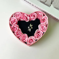 1PC red rose love gift box, suitable for wedding anniversary, Valentine's day, Christmas, mother's day, (excluding accessories)