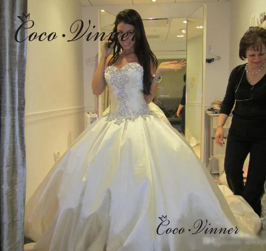 Customized Qualtiy Satin Ball Gown Wedding Dress 2024 Luxury Crystal Beading Europe Style Wedding Dresses Ball Gown W0345 - SHOWLU FASHION STORE