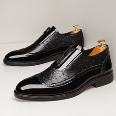 Men'S Classic Wing - Tip Brogue Oxford Shoes - Available In Black And Blue. These Are Stylish Casual Shoes With Non - Slip Rubber Soles, Suitable For Business Events, Weddings, And Graduation Ceremonies. Model Number 19582 SHOWLU FASHION STORE