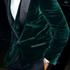 Velvet Slim Fit Men Suits For Prom With Black Peaked Lapel Dark Green Blazer 3 Piece Groom Wedding Tuxedo Male Fashion Stage - SHOWLU FASHION STORE