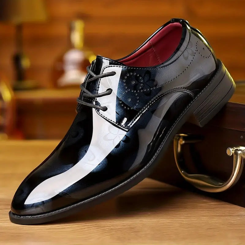 Black SHOWLU men's wingtip Oxford dress shoes in PU leather with lace-up design, stylish and formal for professional or formal occasions.