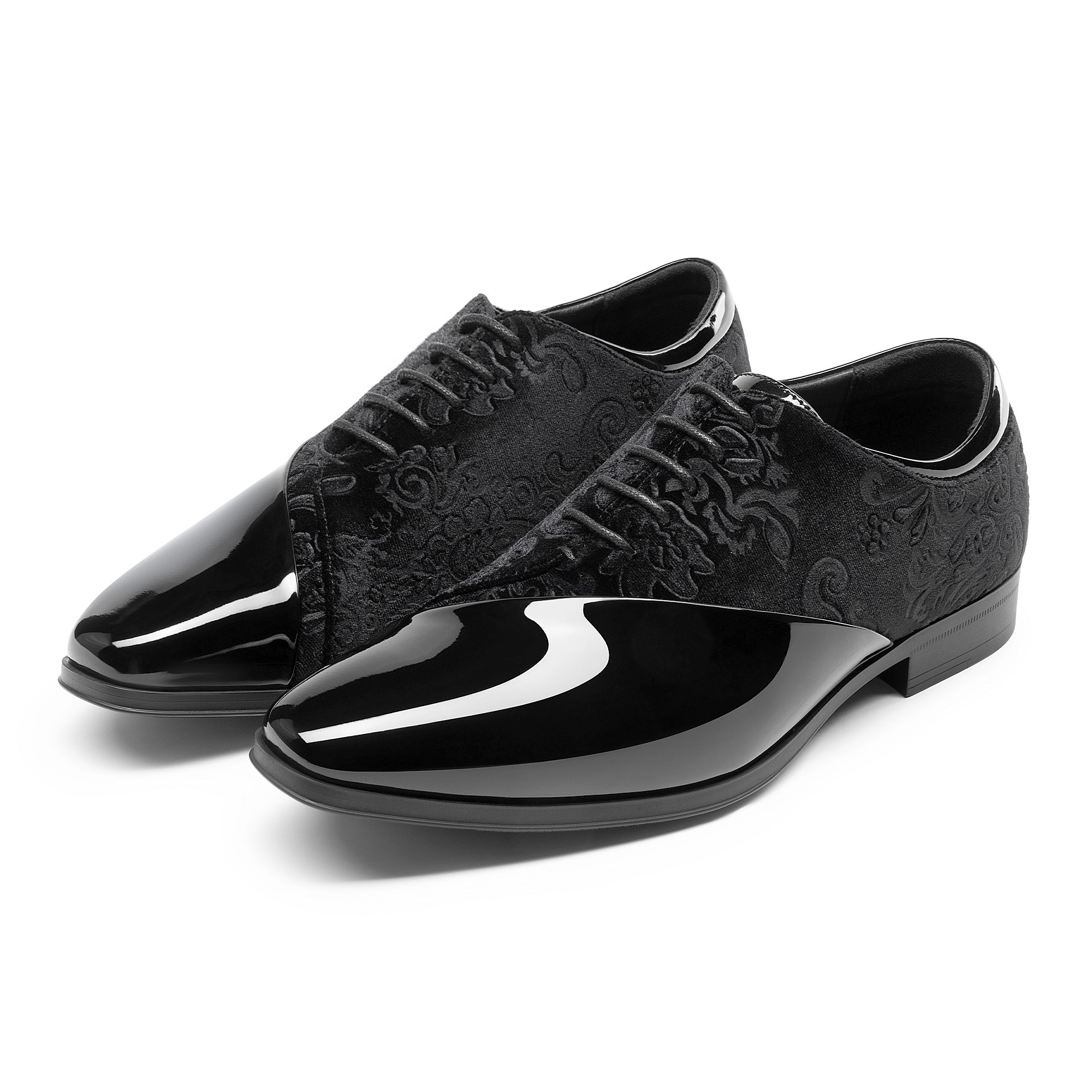 Bruno Marc men's patent leather tuxedo shoes, classic Oxford style, polished black formal footwear for men.
