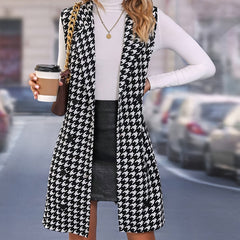 Chic and Comfortable Houndstooth Pattern Long Vest, Polyester Knit Fabric, Lapel Collar, Sleeveless Design for All Seasons