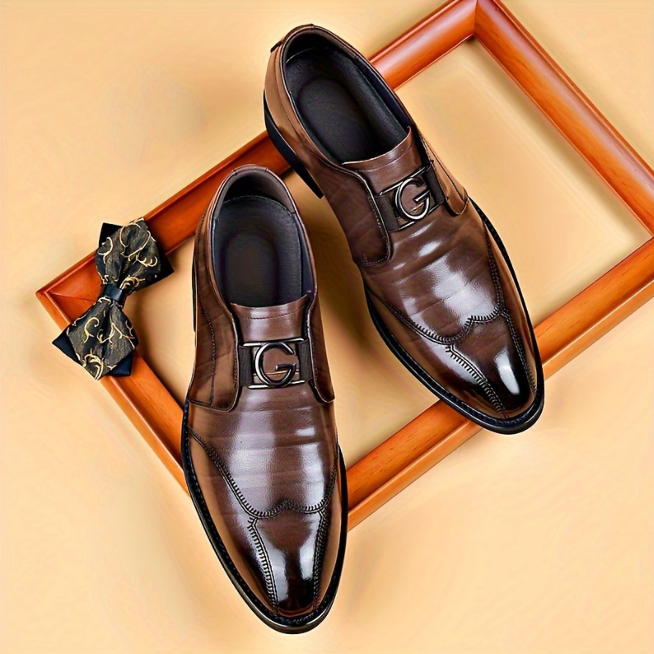 Men's pointed toe loafers by SHOWLU FASHION, made of solid PU leather, stylish oxford design with sleek, polished appearance.