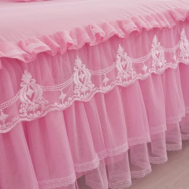 SHOWLU FASHION STORE Mtuove Lace Bed Skirt Set with embroidered princess bedspread, pillowcases, and sheets for king or queen size bed