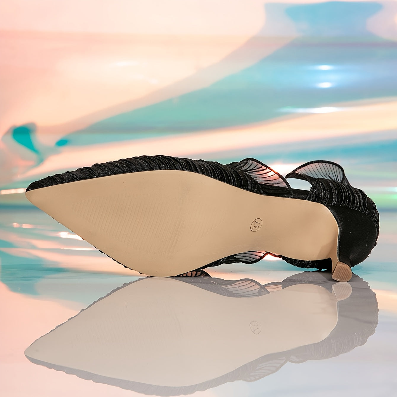 SHOWLU Black Lace Mid-Heel Pumps with pointed toe, elegant dress shoes featuring intricate lace detailing and classic mid-heel design.