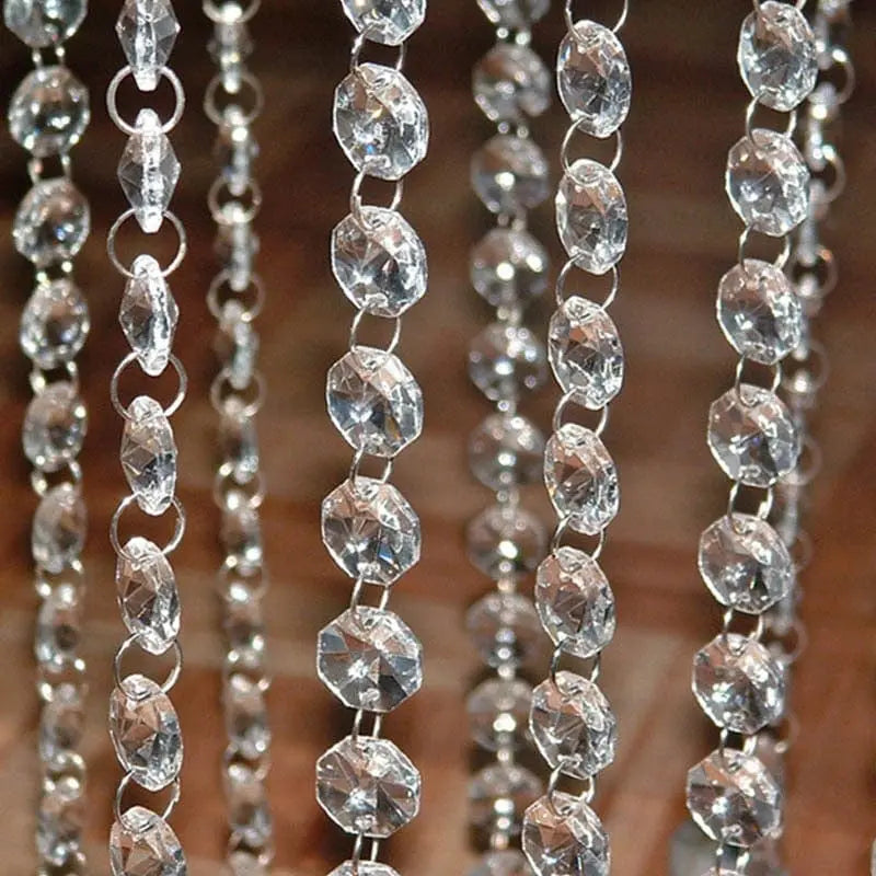 Showlu 10m transparent acrylic crystal garland for wedding and Christmas decorations, featuring hanging crystal pendants for romantic decor