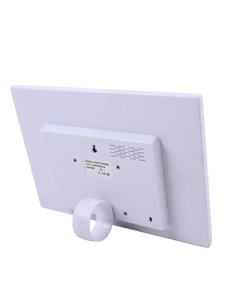 Yun Zhixing 15-inch HD digital photo frame wall-mounted video player showing family photos and HD picture display.