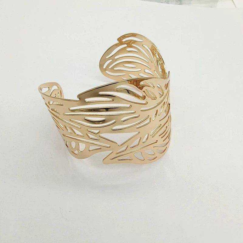 Showlu Fashion 18K gold plated hollow wide opening ring for women, stylish European and American design, adjustable fit