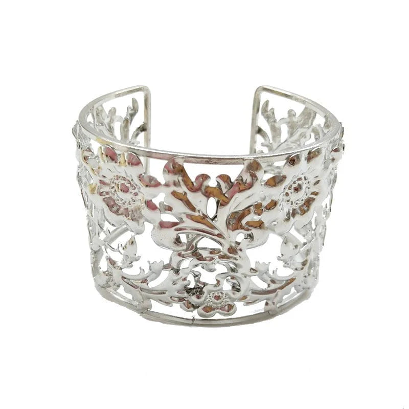 Showlu Fashion 18K gold-plated hollow wide opening ring for women, featuring a sleek European and American style design.