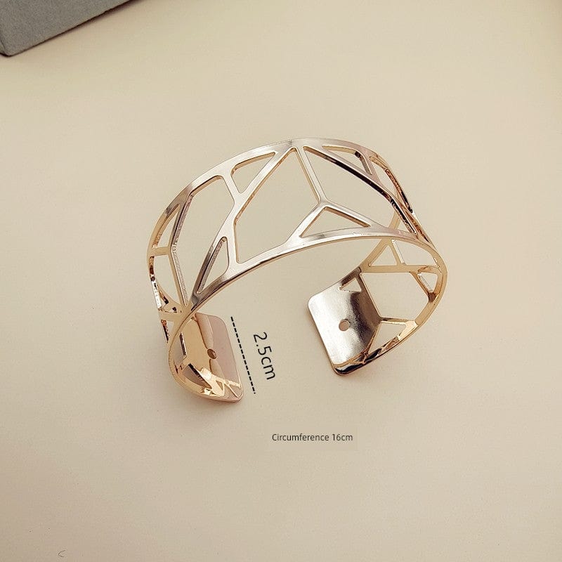 Showlu Fashion 18K gold plated hollow wide opening ring for women, featuring a stylish European and American-inspired design.