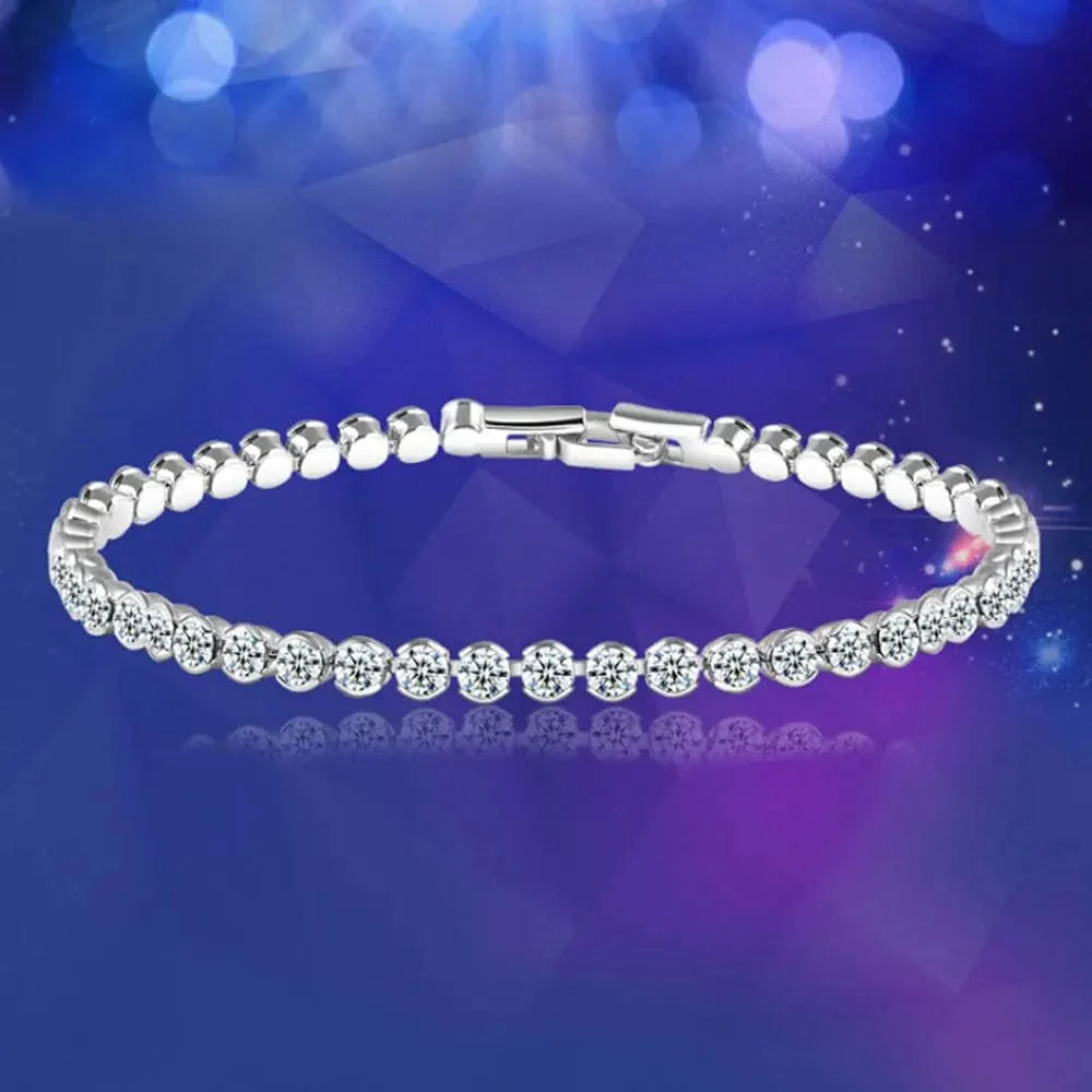 Shiny Austria crystal stretch bracelet for women, elegant cuff bangle with sparkling crystals and charming design.