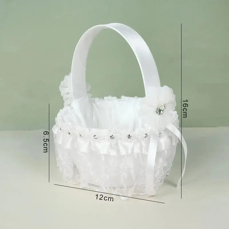 White silk flower girl basket from YONGSNOW, 20cm, used for wedding ceremony decor, held by a flower girl for wedding or party.