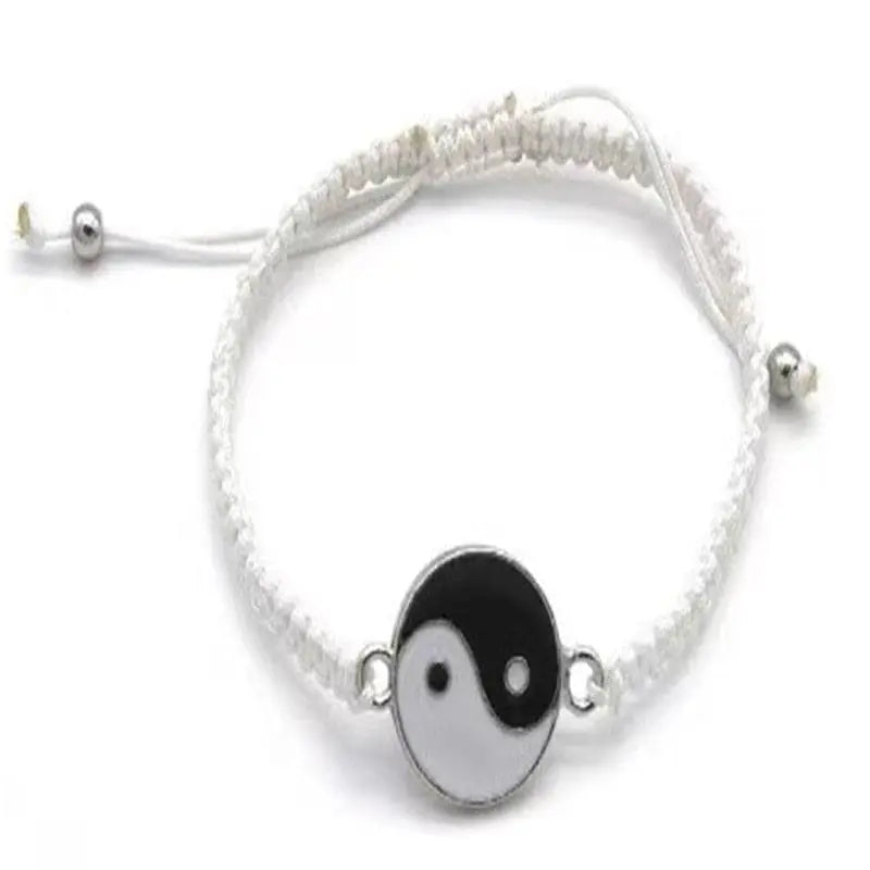 Showlu Yin Yang matching friendship bracelets with adjustable cord for best friends, symbolizing balance and connection.
