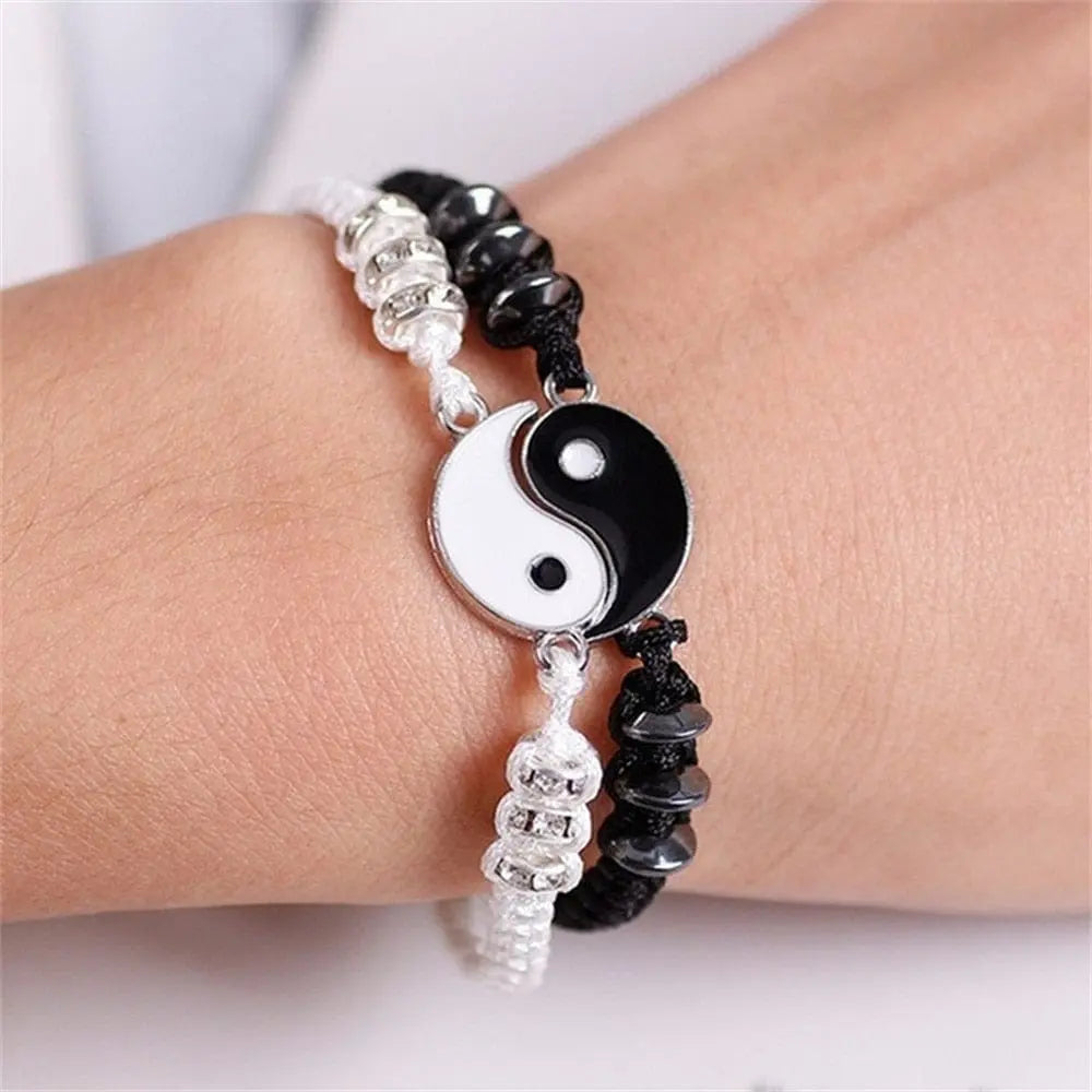 Showlu Yin Yang matching bracelets for best friends, featuring adjustable cords and yin yang charms in a friendship jewelry set.