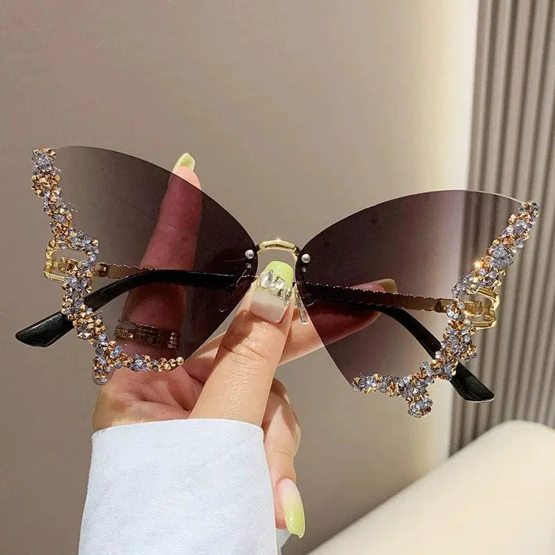 Showlu Diamond Butterfly sunglasses with elegant square frames, UV-proof lenses, worn by a woman with a stylish street look.