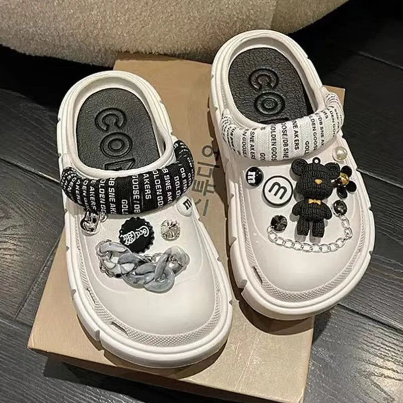 Showlu Fashion Store women's platform clogs with thick soles, summer beach slides, outdoor-friendly and stylish for women.