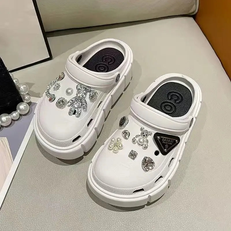 Showlu Fashion Women's platform clogs with thick sole, summer beach slides, outdoor slippers, stylish and high-quality for women.
