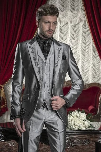 SHOWLU white embroidery men's 3-piece wedding suit set with slim fit tuxedo jacket, pants, and vest for grooms and formal occasions