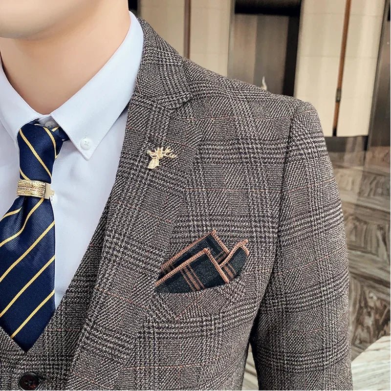 Men's 3-piece linen suit by Showlu Fashion, includes blazer, vest, and pants, ideal for business, wedding, or casual events.
