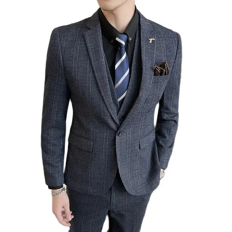 Showlu Fashion men's 3-piece linen suit with blazer, vest, and pants, perfect for business, wedding, or casual elegant occasions.