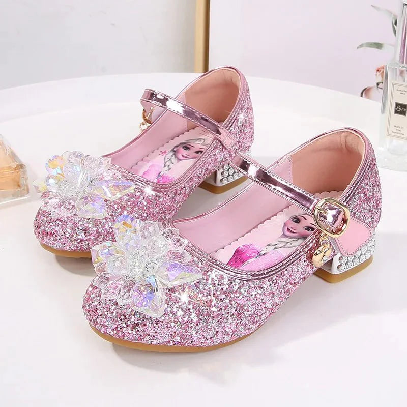 Girls Elsa Princess sandals by MINISO with breathable PU leather and crystal accents, perfect for spring children's fashion.