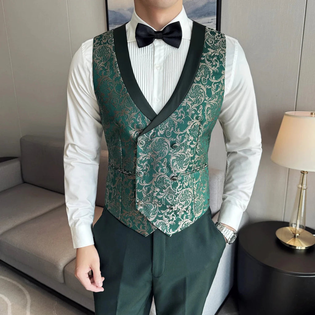 Men's British style 3-piece jacquard suit by SHOWLU, featuring slim fit tuxedo jacket, vest, and trousers for wedding or business.