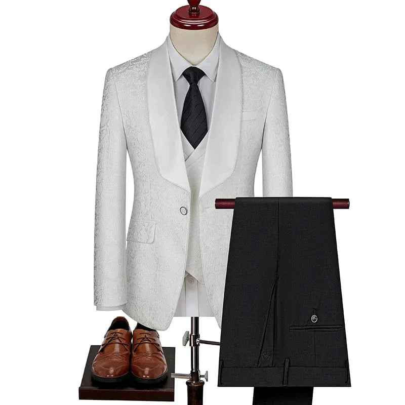 SHOWLU men's British style 3-piece jacquard suit with vest, trousers, and blazer, ideal for wedding or formal occasions.