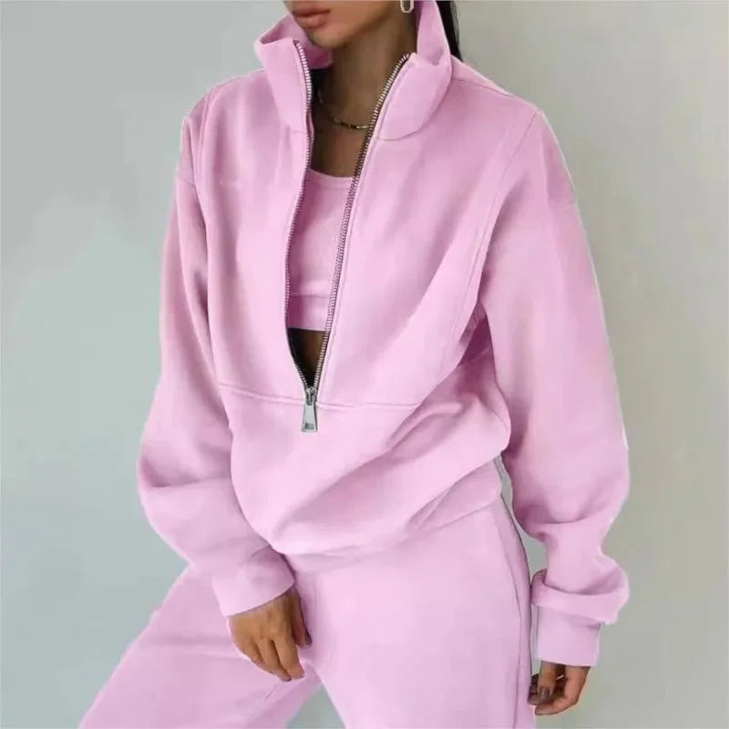 Shuangfuxiang women's knit tracksuit set by SHOWLU FASHION, cozy warm two-piece sports suit for autumn and winter casual wear.