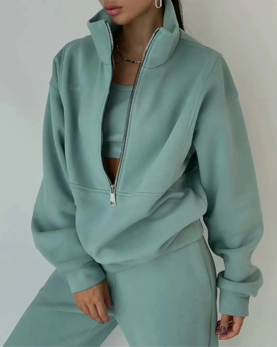Shuangfuxiang women's knit tracksuit set by SHOWLU FASHION, stylish warm two-piece sports suit for autumn and winter.