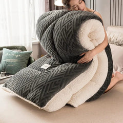 220x240 5kg Super Warm Lamb Wool Quilt Winter Thickened Cotton Quilt Warm Cotton Double Sided Velvet Soft Extra Large Blanket 이불 - SHOWLU FASHION STORE