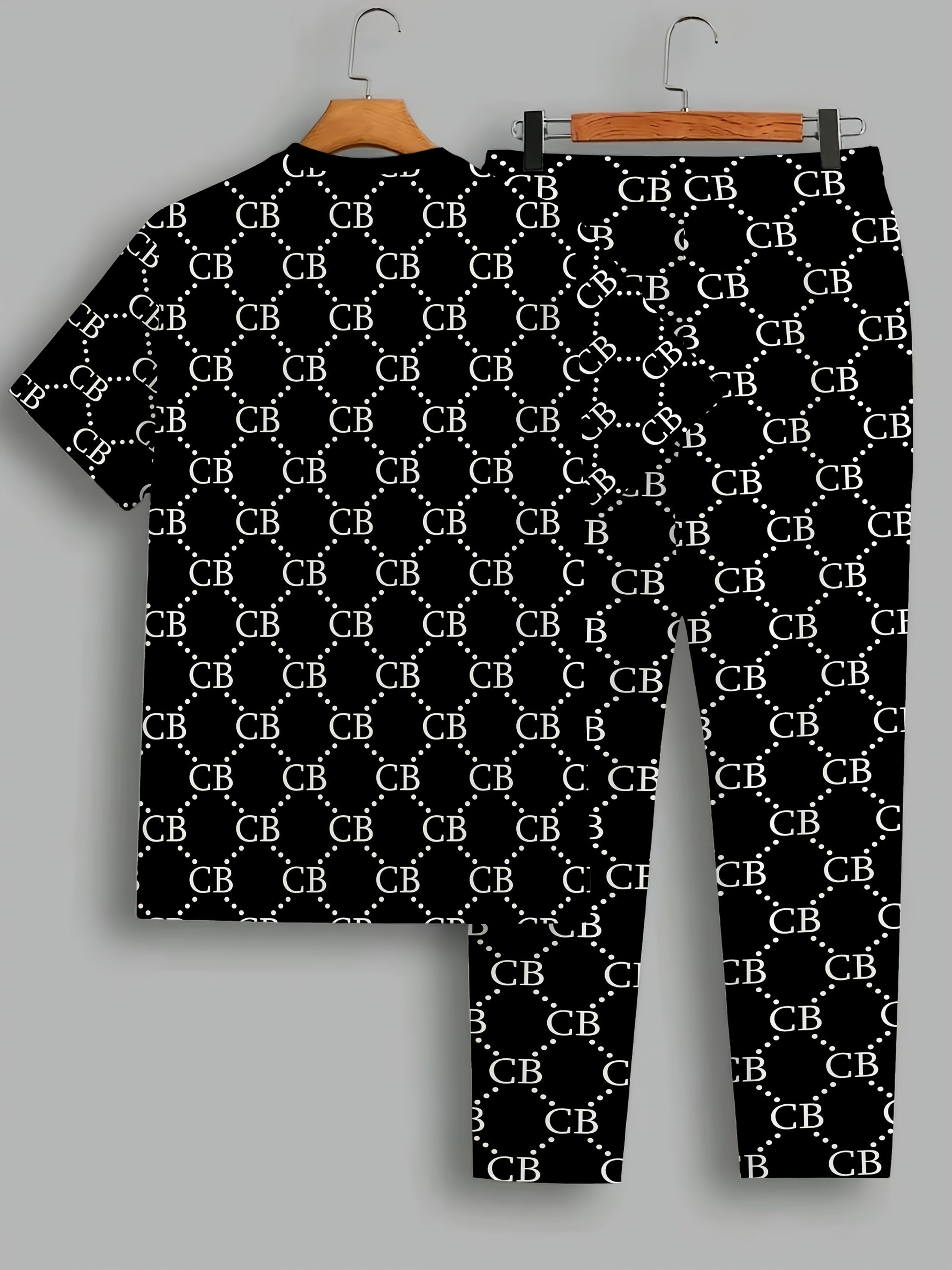 Zhiyu OBM men's 2-piece sportswear set featuring a casual crew neck T-shirt and matching pants in a comfortable athletic style.