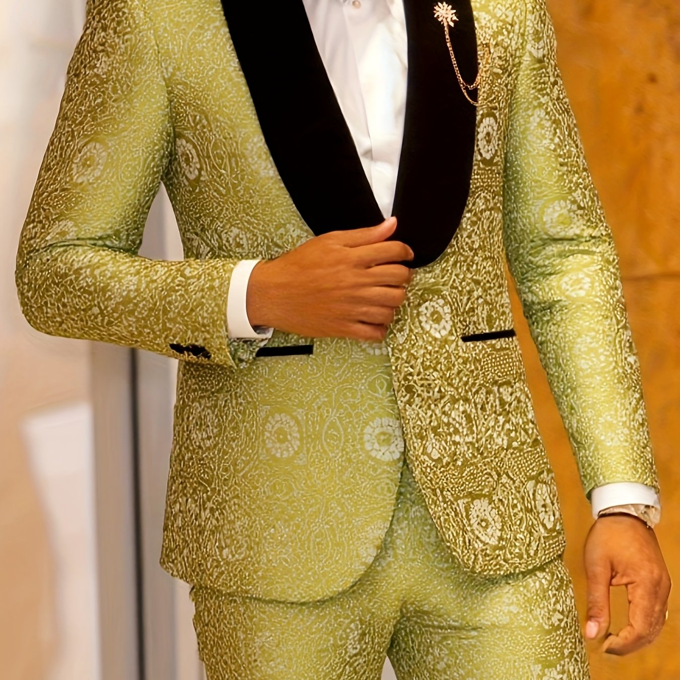 SHOWLU FASHION men's slim fit tuxedo suit with embroidered 2-piece set, featuring a tailored jacket and matching trousers.