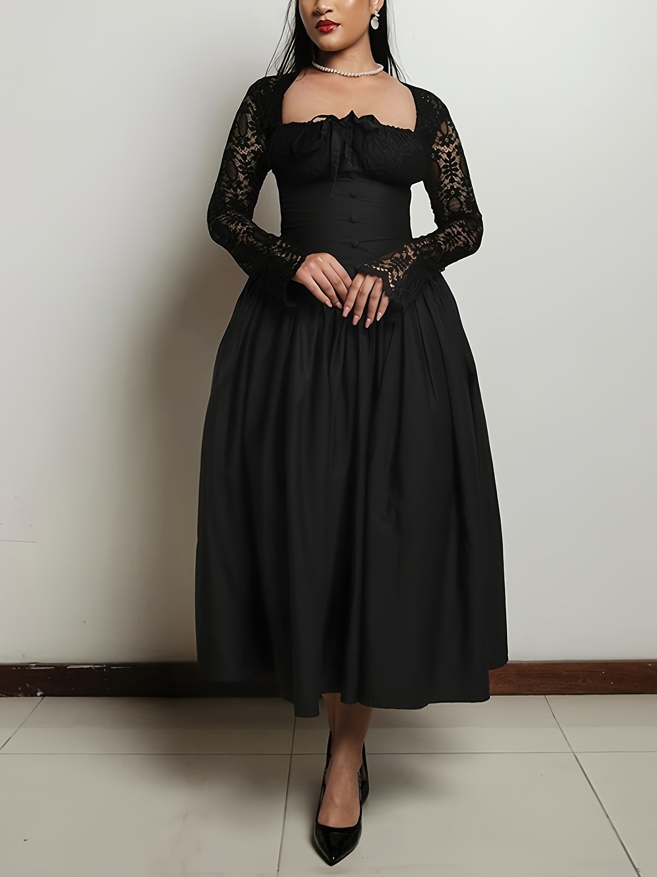 Showlu Fashion women's square neck lace stitching long sleeve party dress, elegant design with fitted silhouette and intricate lace details.