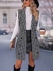 Chic and Comfortable Houndstooth Pattern Long Vest, Polyester Knit Fabric, Lapel Collar, Sleeveless Design for All Seasons