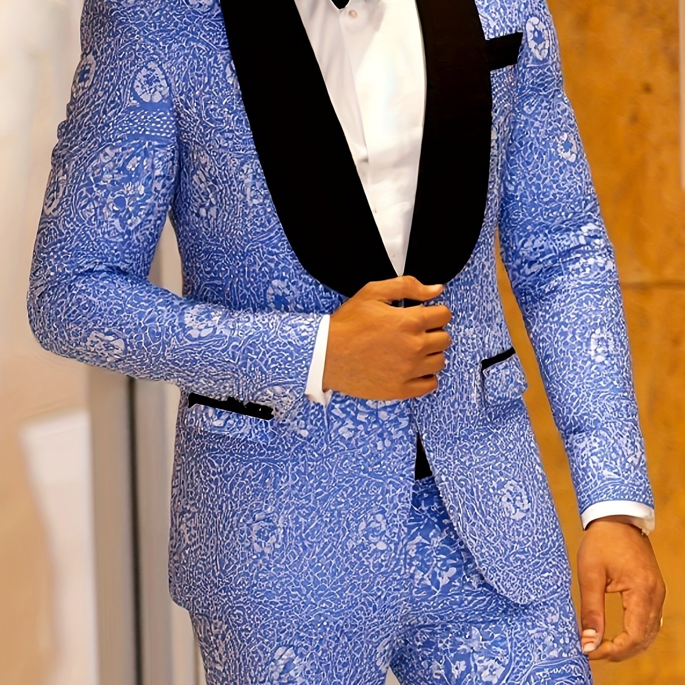 Slim fit SHOWLU FASHION men's tuxedo suit with embroidered two-piece set, featuring a tailored jacket and matching trousers.