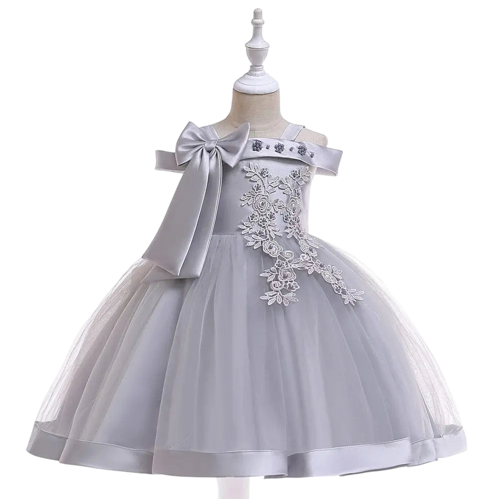 Girls' flower applique ball gown by Showlu Fashion Store, elegant birthday party dress with bow and floral details for kids aged 3-10.