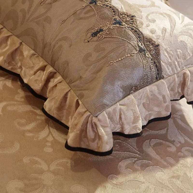 3 Pcs Bedding Set Luxurious Bedding Cover Set Warm Bedspread on The Bed Heightened Bed Skirt for Queen/King Size with Pillowcase - SHOWLU FASHION STORE