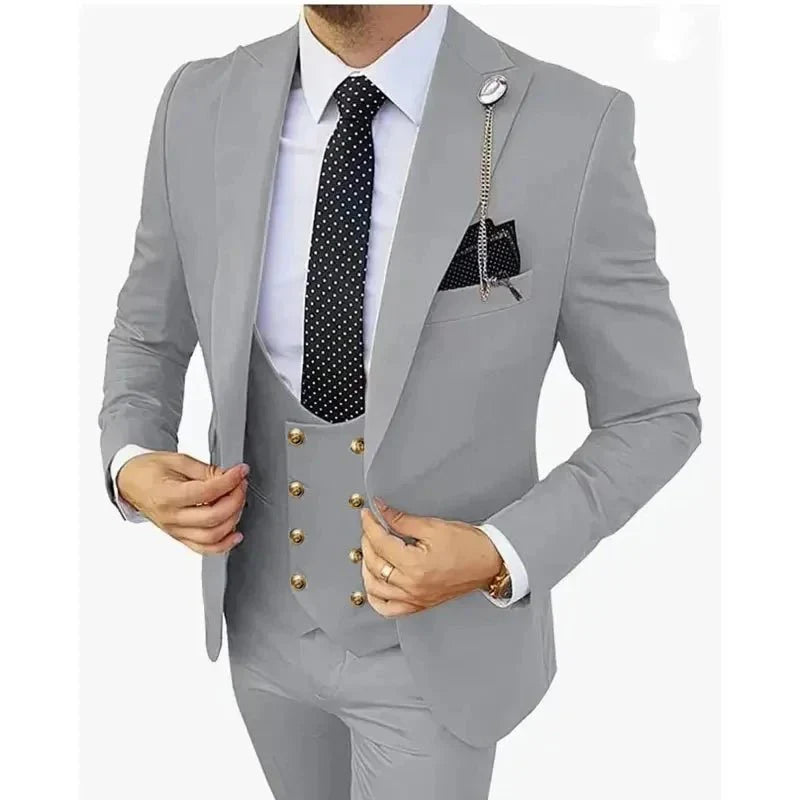 SHOWLU FASHION men's 3-piece slim fit suit with blazer, vest, and trousers for formal business or wedding occasions.