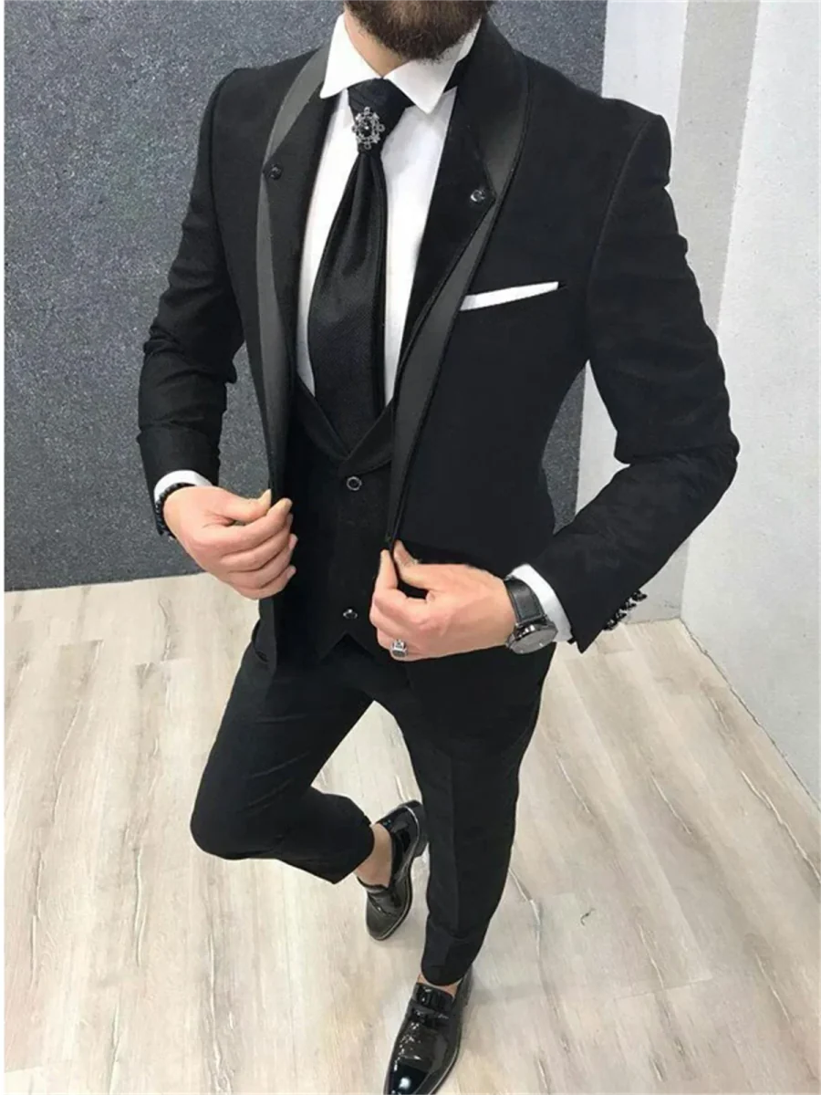 Showlu Fashion men's 3-piece slim fit wedding suit with wool blend tuxedo, including jacket, pants, and vest, perfect for grooms and groomsmen.