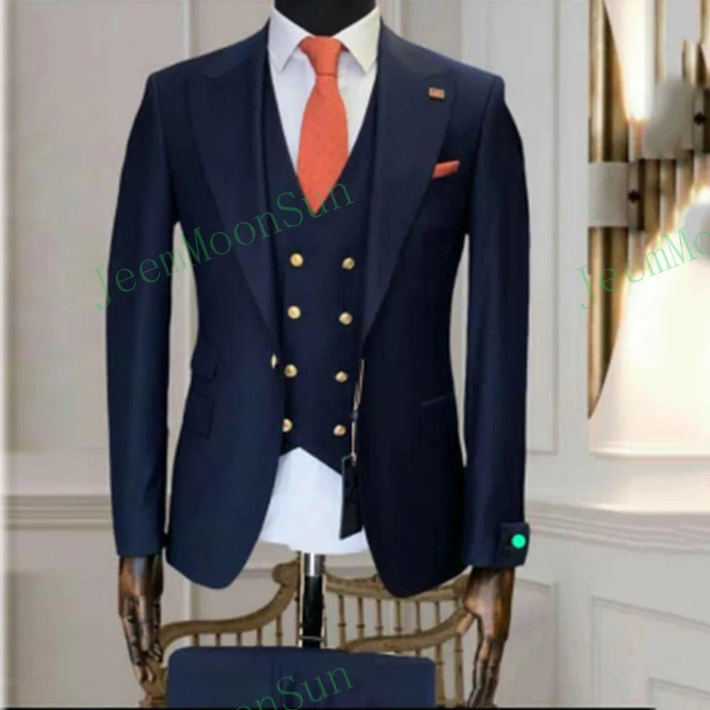 Men's white 3-piece slim fit suit with peak lapels, blazer, pants, and vest, ideal for weddings and formal occasions.