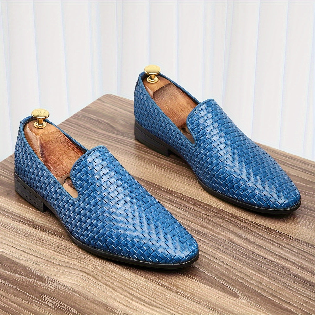 Men's black and gold woven PU loafers by SHOWLU FASHION STORE, showcasing comfortable driving shoes with stylish design.