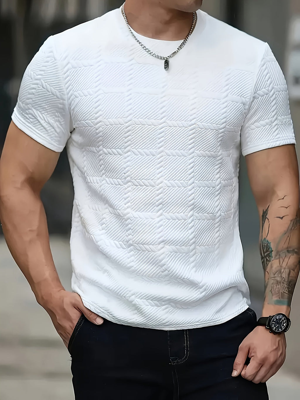 SHOWLU Men's geometric jacquard knit T-shirt with casual round neck, featuring intricate pattern and comfortable fit.