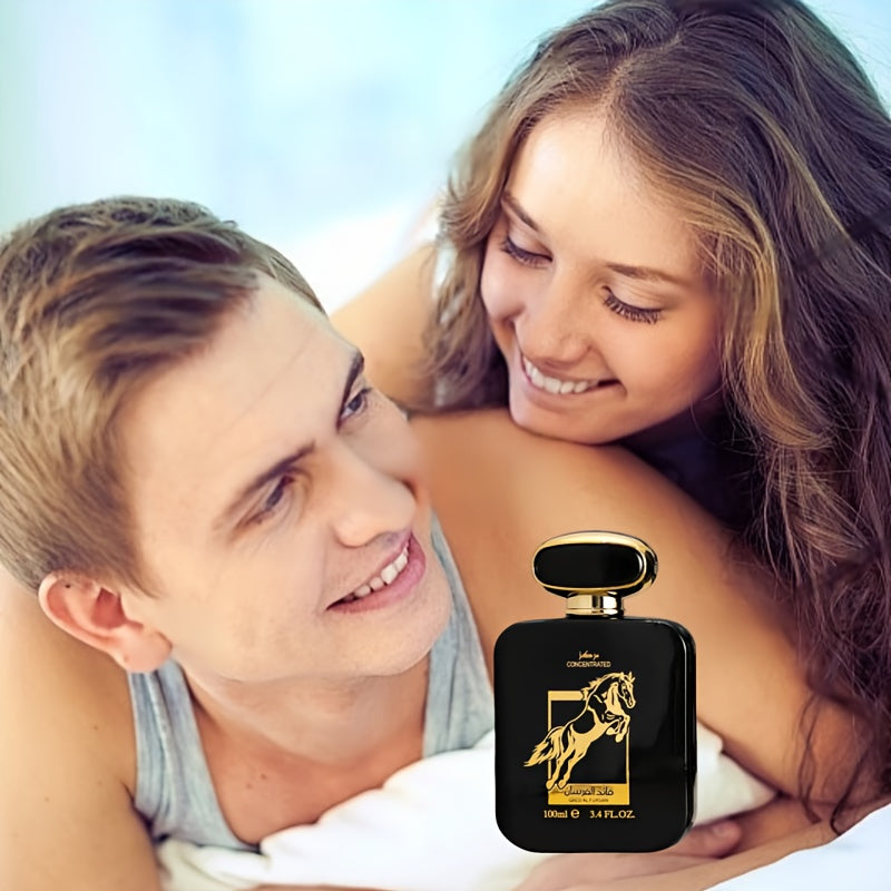SHOWLU FASHION Pineapple Amber unisex perfume bottle with citrus and musk notes, 100ml spray on a neutral background.