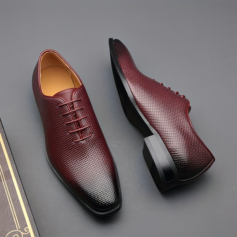 Men's SHOWLU Whole-Cut Oxford Shoes in microfiber leather, formal footwear with sleek design and polished finish.