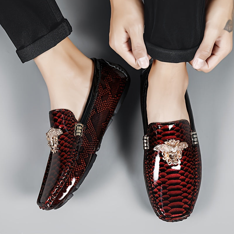 Men's SHOWLU PU leather loafers with slip-on design, low top style, and rubber sole, shown in black with sleek finish.